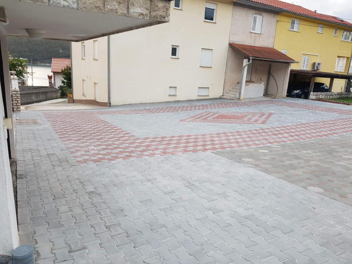 Apartments Ivica Lupic Kampor Esterno foto